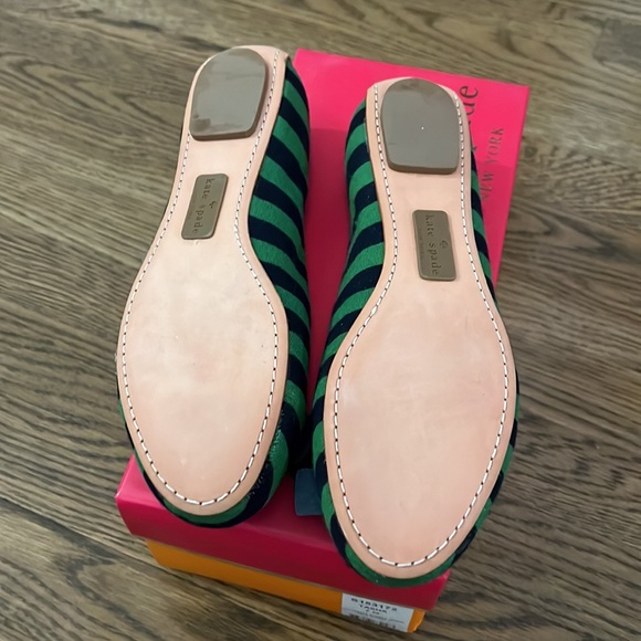 NIB Kate Spade navy/green stripe ballet flat size 7 never worn - Picture 4 of 5